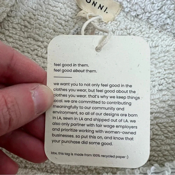 NWT DONNI. Poodle Sweat Shorts Gray Size S - Picture 3 of 5